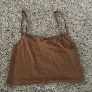 Skim’s cropped tank top